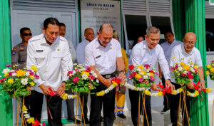 CSR Bangunan Daur Ulang di SMA 26 Batam 2